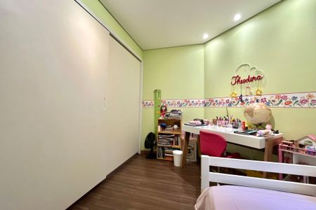 Apartamento à venda com 110m², 2 quartos e 2 vagas Apartamento à venda com 110m², 2 quartos e 2 vagasQuarto 2