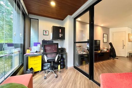 Apartamento à venda com 110m², 2 quartos e 2 vagas Apartamento à venda com 110m², 2 quartos e 2 vagasVaranda