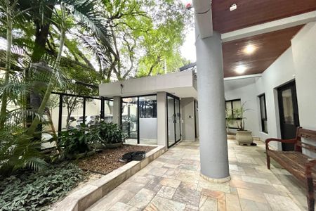 Apartamento à venda com 110m², 2 quartos e 2 vagas Apartamento à venda com 110m², 2 quartos e 2 vagasHall de entrada