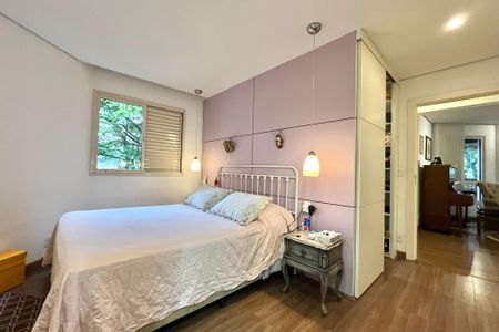 Apartamento à venda com 110m², 2 quartos e 2 vagas Apartamento à venda com 110m², 2 quartos e 2 vagasSuite