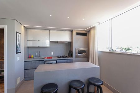 Apartamento à venda com 180m², 3 quartos e 2 vagasCobertura