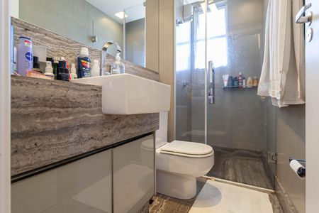 Apartamento à venda com 180m², 3 quartos e 2 vagasBanheiro da suíte 
