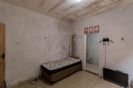 Casa à venda com 150m², 2 quartos e 2 vagas Casa à venda com 150m², 2 quartos e 2 vagasSuíte