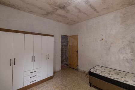 Suíte  de casa à venda com 2 quartos, 150m² em Jardim Senice, São Paulo