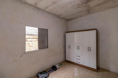 Casa à venda com 150m², 2 quartos e 2 vagas Casa à venda com 150m², 2 quartos e 2 vagasSuíte