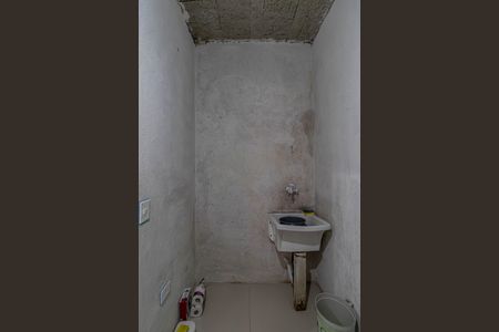 Casa à venda com 150m², 2 quartos e 2 vagas Casa à venda com 150m², 2 quartos e 2 vagasBanheiro Suíte