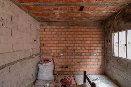 Casa à venda com 150m², 2 quartos e 2 vagas Casa à venda com 150m², 2 quartos e 2 vagasCasa 2 - Quarto e Cozinha