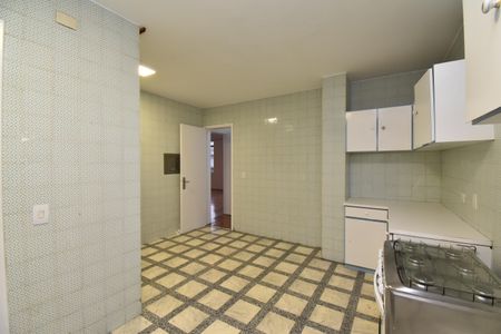 Apartamento para alugar com 208m², 4 quartos e 1 vagaCozinha