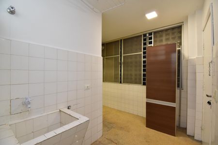 Apartamento para alugar com 208m², 4 quartos e 1 vagaÁrea de Serviço