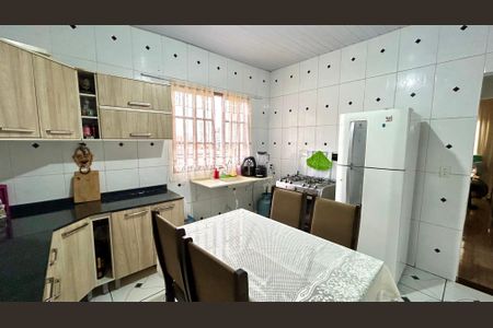 Casa para alugar com 90m², 2 quartos e 1 vagaCozinha
