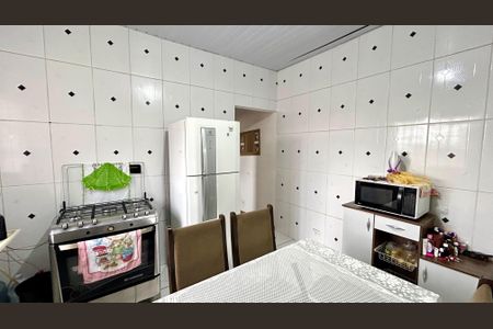 Casa para alugar com 90m², 2 quartos e 1 vagaCozinha