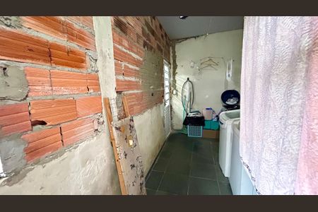 Casa para alugar com 90m², 2 quartos e 1 vagaÁrea de Serviço