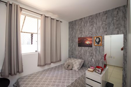 Quarto 2 de apartamento à venda com 2 quartos, 120m² em Parque Xangri-lá, Contagem