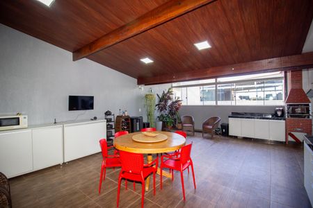 Apartamento à venda com 120m², 2 quartos e 1 vagaÁrea gourmet