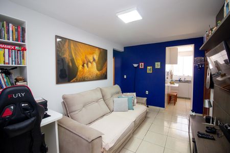 Sala de apartamento à venda com 2 quartos, 120m² em Parque Xangri-lá, Contagem