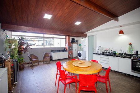 Apartamento à venda com 120m², 2 quartos e 1 vagaÁrea gourmet