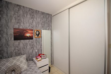 Quarto 2 de apartamento à venda com 2 quartos, 120m² em Parque Xangri-lá, Contagem
