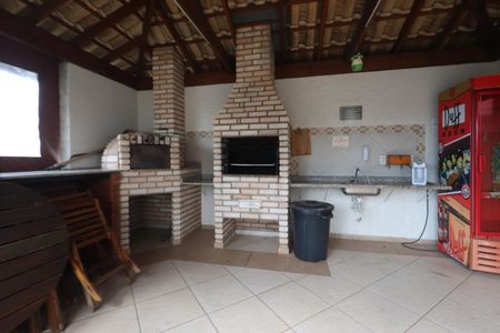 Apartamento para alugar com 49m², 2 quartos e 1 vagaÁrea comum - Churrasqueira