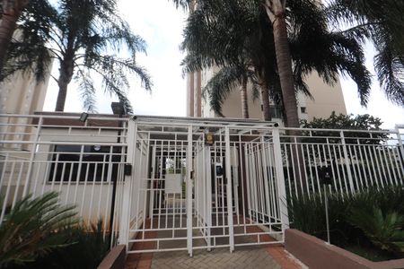 Apartamento para alugar com 49m², 2 quartos e 1 vagaFachada