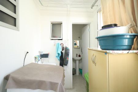 Apartamento à venda com 81m², 1 quarto e 1 vagaÁrea de Serviço
