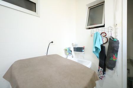Apartamento à venda com 81m², 1 quarto e 1 vagaÁrea de Serviço