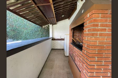 Casa à venda com 539m², 5 quartos e 6 vagas Casa à venda com 539m², 5 quartos e 6 vagasChurrasqueira