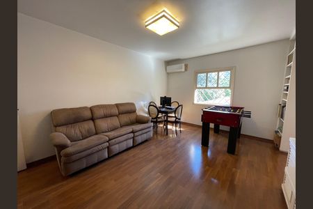Casa à venda com 539m², 5 quartos e 6 vagas Casa à venda com 539m², 5 quartos e 6 vagasSuíte 4