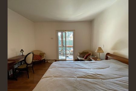 Casa à venda com 539m², 5 quartos e 6 vagas Casa à venda com 539m², 5 quartos e 6 vagasSuíte 3