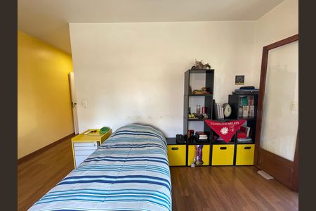 Casa à venda com 539m², 5 quartos e 6 vagas Casa à venda com 539m², 5 quartos e 6 vagasSuíte 2