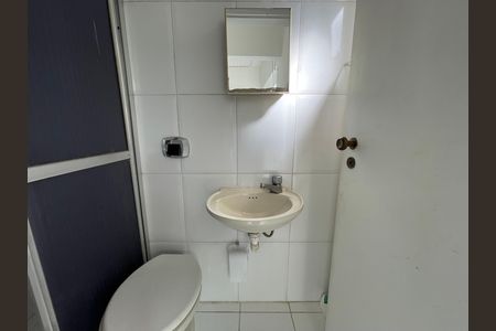 Casa à venda com 539m², 5 quartos e 6 vagas Casa à venda com 539m², 5 quartos e 6 vagasBanheiro de serviço