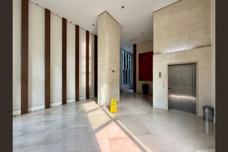 Apartamento à venda com 111m², 2 quartos e 2 vagasHall Social Bloco 