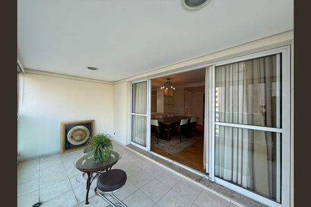 Apartamento à venda com 111m², 2 quartos e 2 vagasSacada 