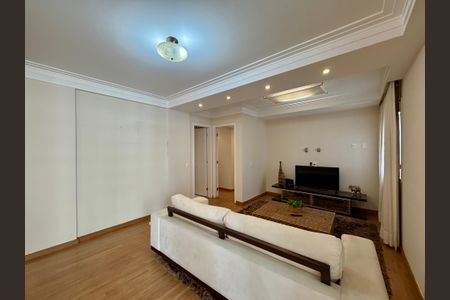 Apartamento à venda com 111m², 2 quartos e 2 vagasSala 