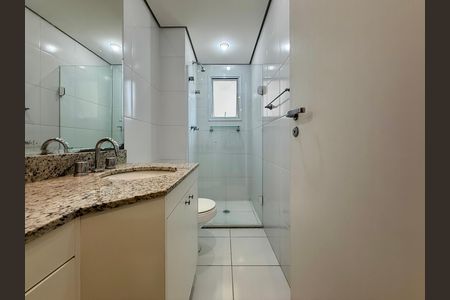 Apartamento à venda com 111m², 2 quartos e 2 vagasBanheiro Social 