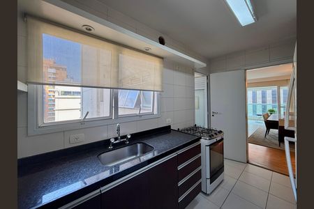 Apartamento à venda com 111m², 2 quartos e 2 vagasBanheiro Social 