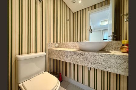 Apartamento à venda com 111m², 2 quartos e 2 vagasLavabo