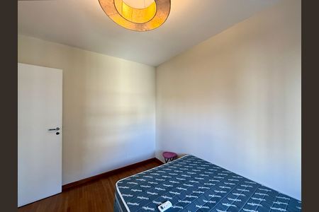 Apartamento à venda com 111m², 2 quartos e 2 vagasQuarto 2
