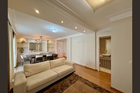 Apartamento à venda com 111m², 2 quartos e 2 vagasSala 