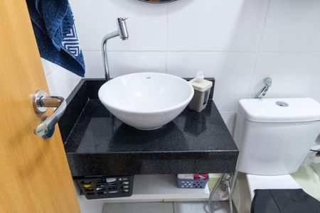 Apartamento para alugar com 44m², 2 quartos e 2 vagasBanheiro