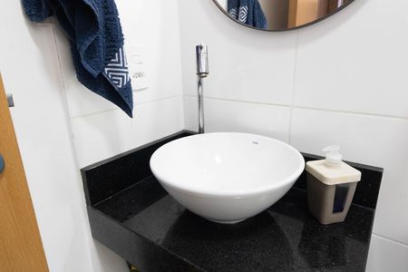 Apartamento para alugar com 44m², 2 quartos e 2 vagasBanheiro