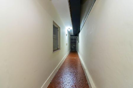 Casa para alugar com 300m², 6 quartos e 2 vagasCasa 1 - Corredor