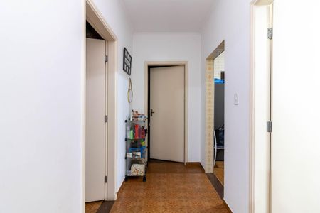 Casa para alugar com 300m², 6 quartos e 2 vagasCasa 3 - Corredor