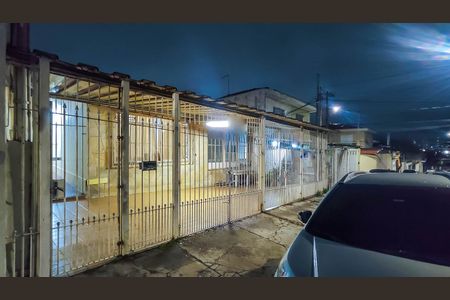 Casa para alugar com 300m², 6 quartos e 2 vagasFachada