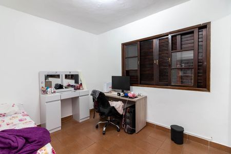Casa para alugar com 300m², 6 quartos e 2 vagasCasa 1 - Quarto 2