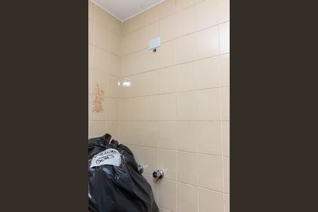 Casa para alugar com 300m², 6 quartos e 2 vagasCasa 1 - Banheiro 2