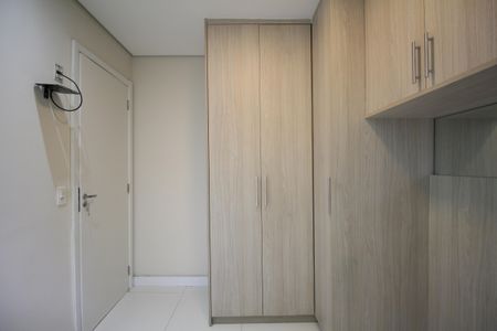 Quarto 1 de apartamento para alugar com 2 quartos, 44m² em Jardim Helga, São Paulo