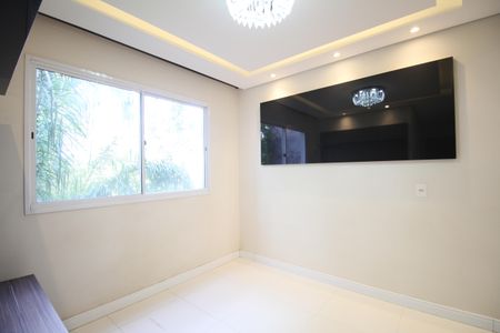 Sala de apartamento para alugar com 2 quartos, 44m² em Jardim Helga, São Paulo