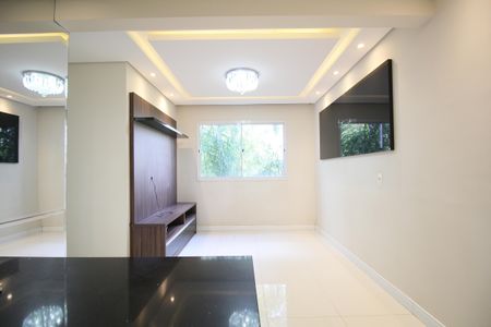 Sala de apartamento para alugar com 2 quartos, 44m² em Jardim Helga, São Paulo