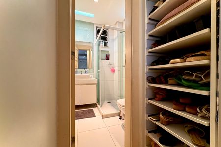 Apartamento para alugar com 214m², 5 quartos e 1 vaga