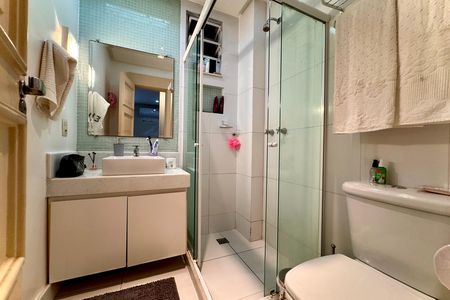 Apartamento para alugar com 214m², 5 quartos e 1 vaga